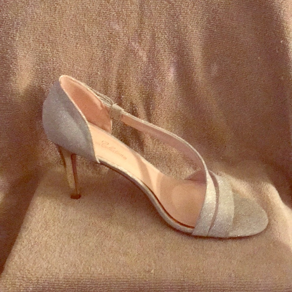 Open toe shoe